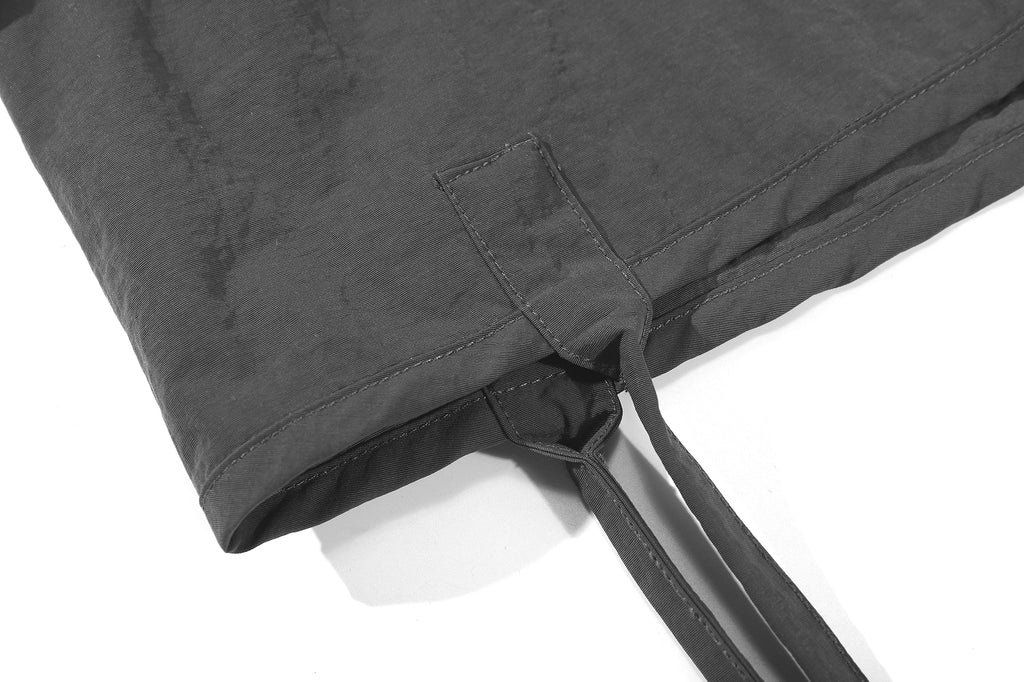 close up of heavy duty top handles and rim binding on charcoal tote bag