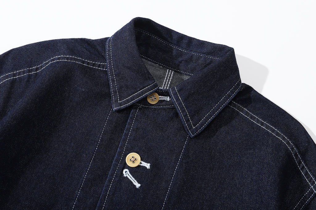 ih denim japanese cotton workwear jacket close up of the vintage style chin strap and collar