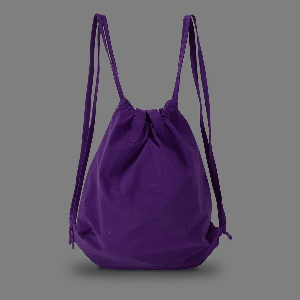ih purple outdoor daily 2 way tote showing back panel construction in backpack mode