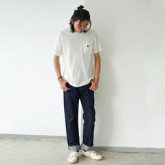 Incense Harbour Pocket T-shirt silkscreen with felt - White pigeon - GLUE Associates